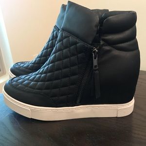 Steve Madden sneakers